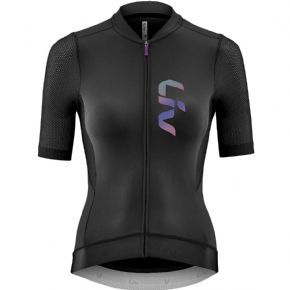 Giant Liv Race Day Womens Short Sleeve Jersey - A versatile gravel tyre with fast-rolling tread design and great cornering traction