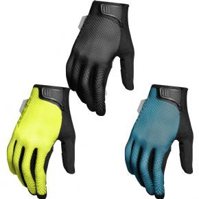 Giant Pace Gel Long Finger Gloves - A versatile gravel tyre with fast-rolling tread design and great cornering traction
